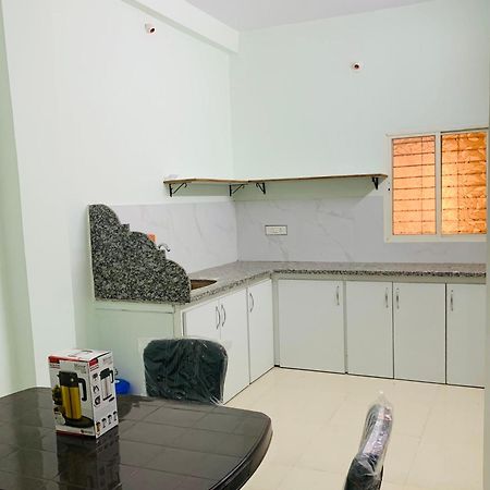 Manjushree Guest House Uddzsaín Kültér fotó